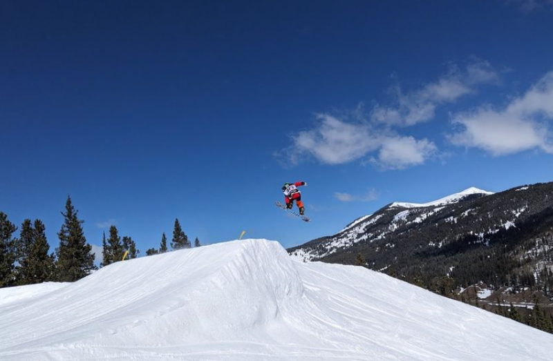 Camel Back snowboarding equipment